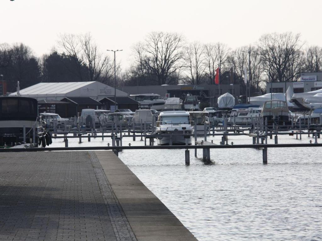 Zum Grossen Zernsee Am Hafen Kolonie Zern 외부 사진